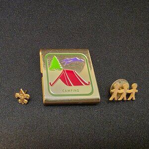 Lot Of Vintage Boy Scouts Pins And belt slide